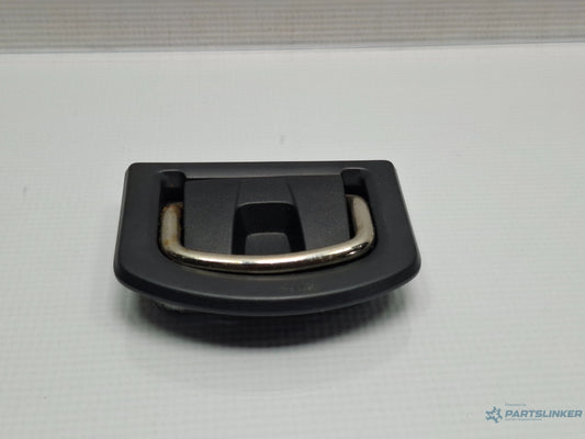 Capac prindere portbagaj VOLKSWAGEN PASSAT Variant 3G5 2014 - > TDI CRLB, DBGA, DFGA 5M0863503A