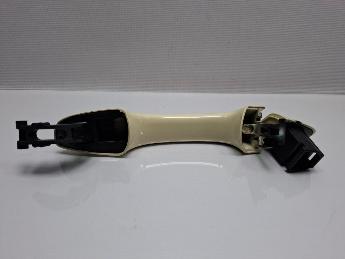 Maner exterior usa dreapta fata VOLKSWAGEN PASSAT Variant 3G5 2014 - > TDI CRLB, DBGA, DFGA  510837206J