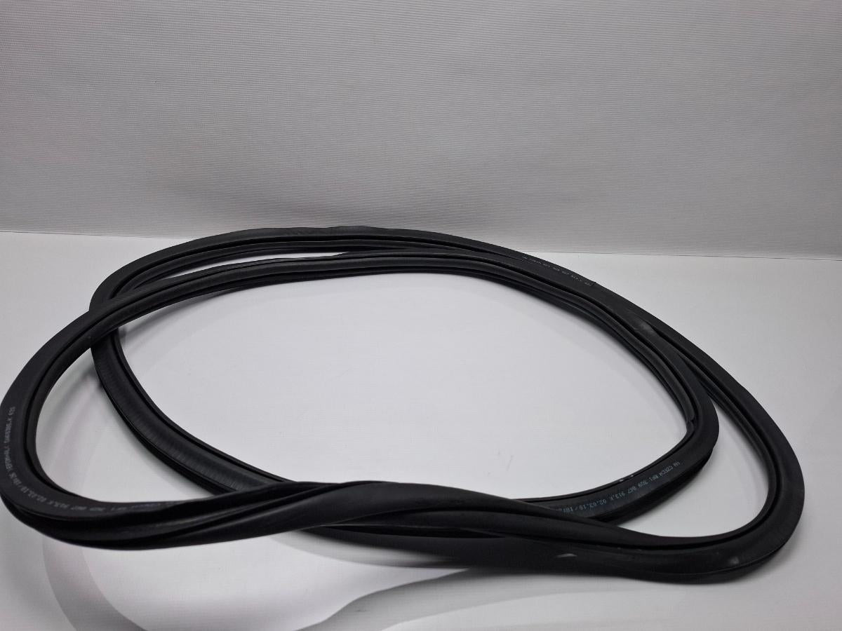 Cheder usa stanga spate VOLKSWAGEN PASSAT Variant 3G5 2014 - > TDI CRLB, DBGA, DFGA 3G9867913K