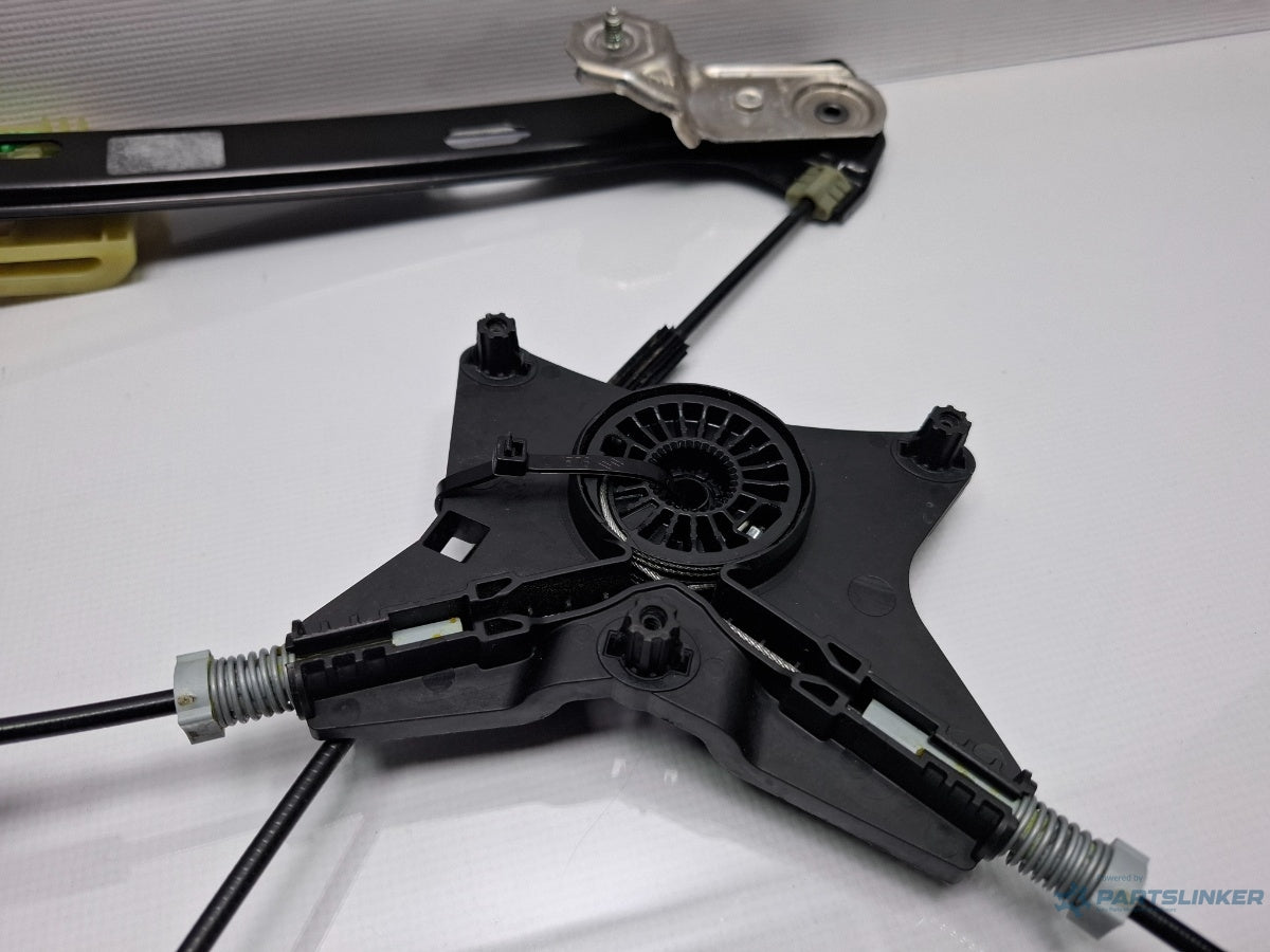 Macara geam dreapta fata VOLKSWAGEN PASSAT Variant 3G5 2014 - > TDI CRLB, DBGA, DFGA  3G0837462C