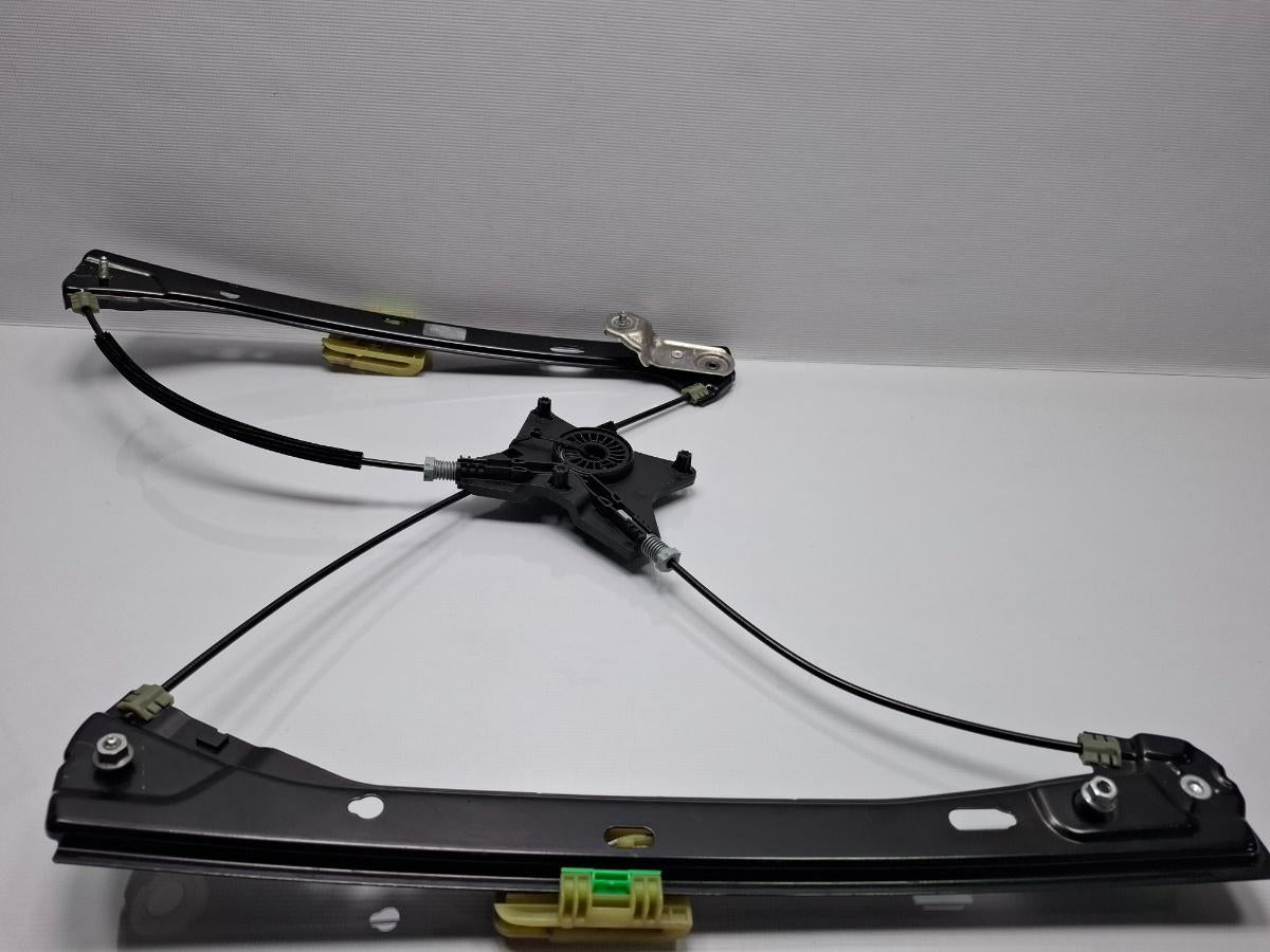 Macara Geam dreapta fata VOLKSWAGEN PASSAT Variant 3G5 2014 - >2.0 TDI CRLB, DBGA, DFGA 3G0837462C