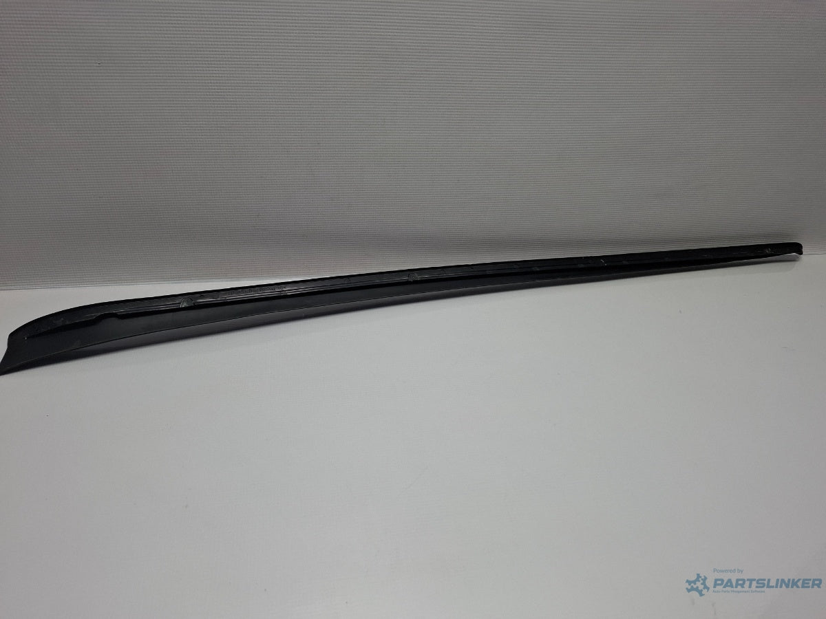 Cheder parbriz VOLKSWAGEN PASSAT Variant 3G5 2014 - > TDI CRLB, DBGA, DFGA 3G0854327