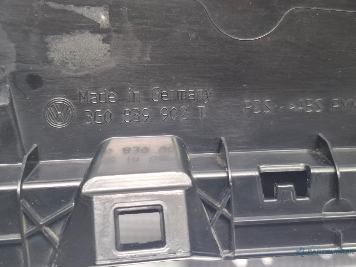 Ornament usa dreapta spate VOLKSWAGEN PASSAT Variant 3G5 2014 - > TDI CRLB, DBGA, DFGA  3G0839901T