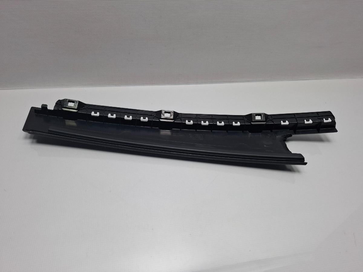 Ornament usa dreapta spate VOLKSWAGEN PASSAT Variant 3G5 2014 - > TDI CRLB, DBGA, DFGA  3G0839901T