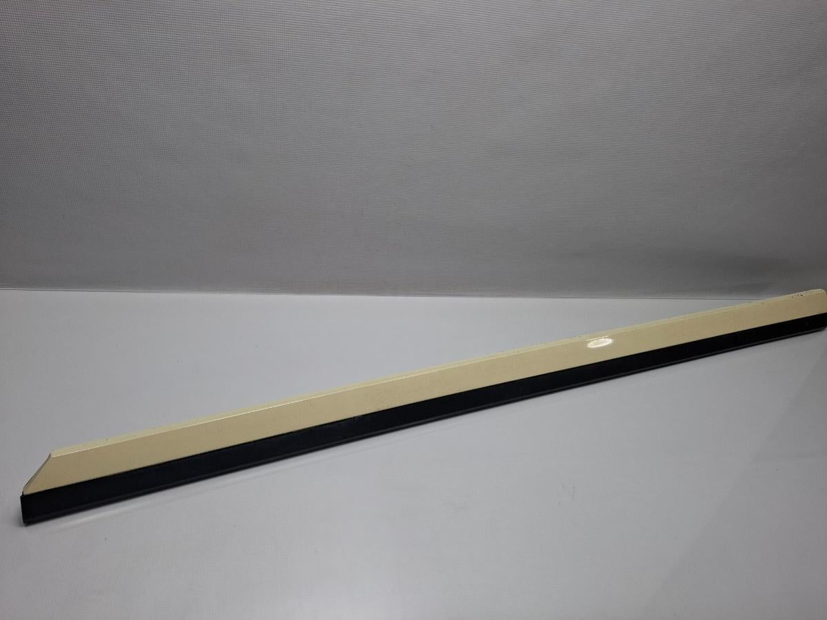 Bandou inferior usa dreapta fata VOLKSWAGEN PASSAT Variant 3G5 2014 - > TDI CRLB, DBGA, DFGA 3G0854940C