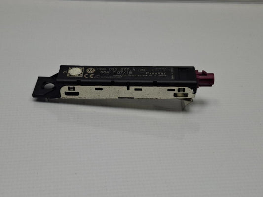 Amplificator antena VOLKSWAGEN PASSAT Variant 3G5 2014 - > TDI CRLB, DBGA, DFGA 3G9035577A