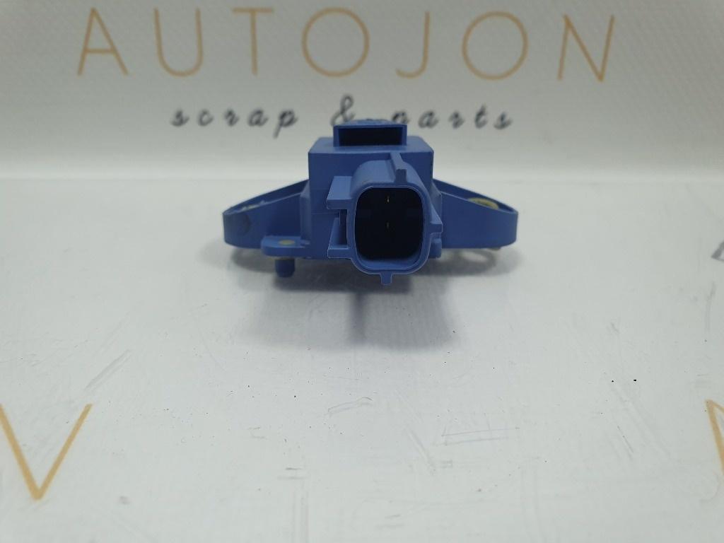 Senzor impact usa fata VOLKSWAGEN PASSAT Variant 3C5 2005 - 2011 1K0955557A