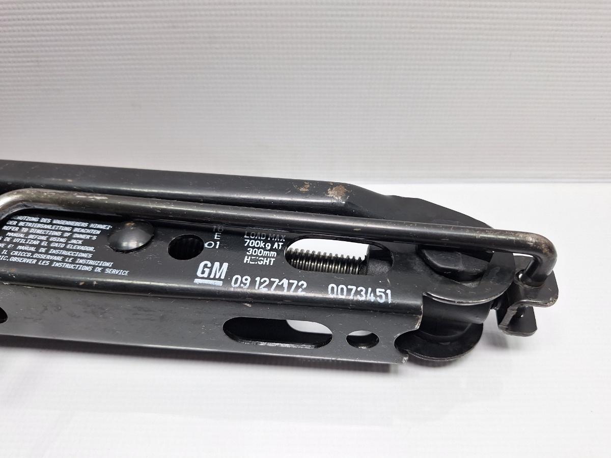 Cric OPEL CORSA A Hatchback 93_, 94_, 98_, 99_, S83 1982 - 1993 1.0 1.0 10 S 09127172