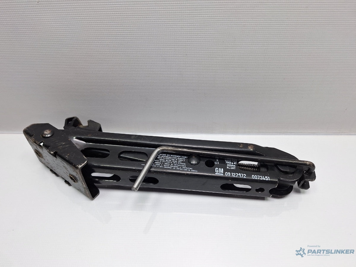 Cric OPEL CORSA A Hatchback 93_, 94_, 98_, 99_, S83 1982 - 1993 1.0 1.0 10 S 09127172