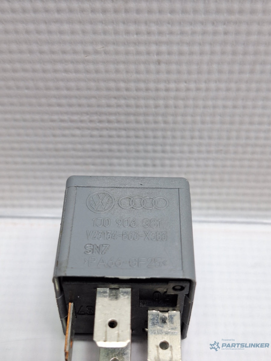 Releu 429 VOLKSWAGEN NEW BEETLE 9C1, 1C1 1998 - 2010 1.6 1.6 AYD, BFS 1J0906381