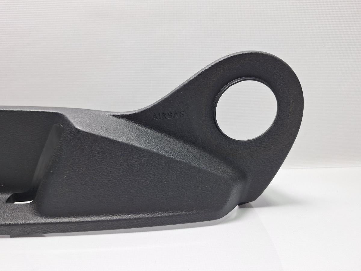 Capac ornament scaun stanga fata VOLKSWAGEN PASSAT Variant 3G5 2014 - > 2.0 TDI CRLB, DBGA, DFGA 3G0881317