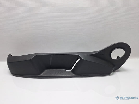 Capac ornament scaun stanga fata VOLKSWAGEN PASSAT Variant 3G5 2014 - > 2.0 TDI CRLB, DBGA, DFGA 3G0881317