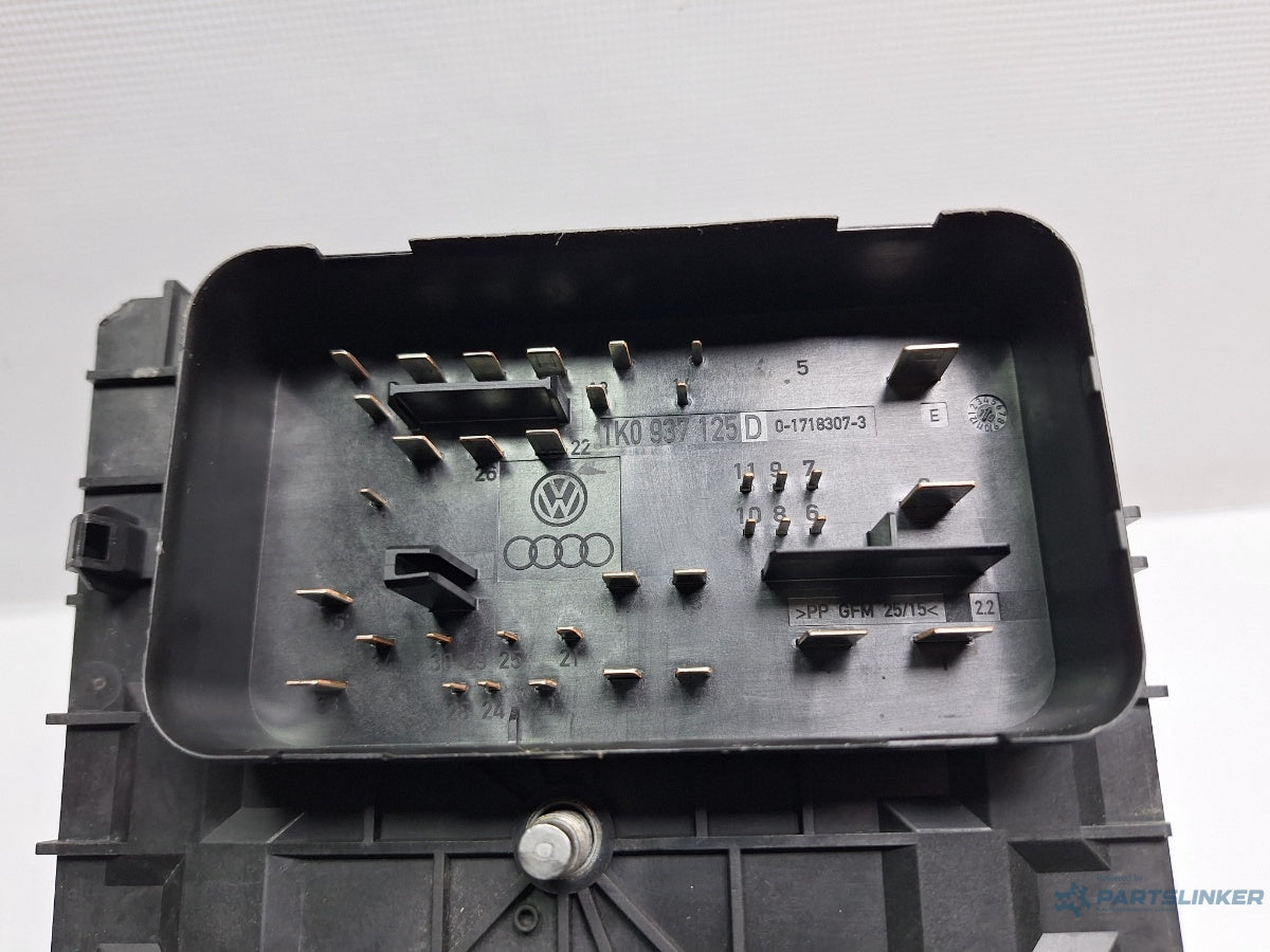 Panou sigurante motor VOLKSWAGEN GOLF VAN VI Variant AJ5 2009 - 2014 1.6 TDi BlueMotion CAYC 1K0937125D