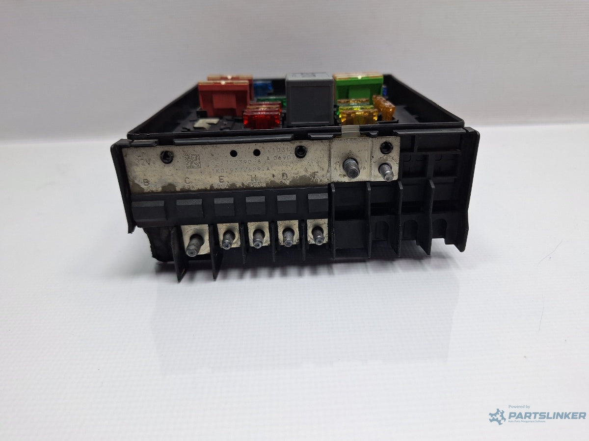 Panou sigurante motor VOLKSWAGEN GOLF VAN VI Variant AJ5 2009 - 2014 1.6 TDi BlueMotion CAYC 1K0937125D