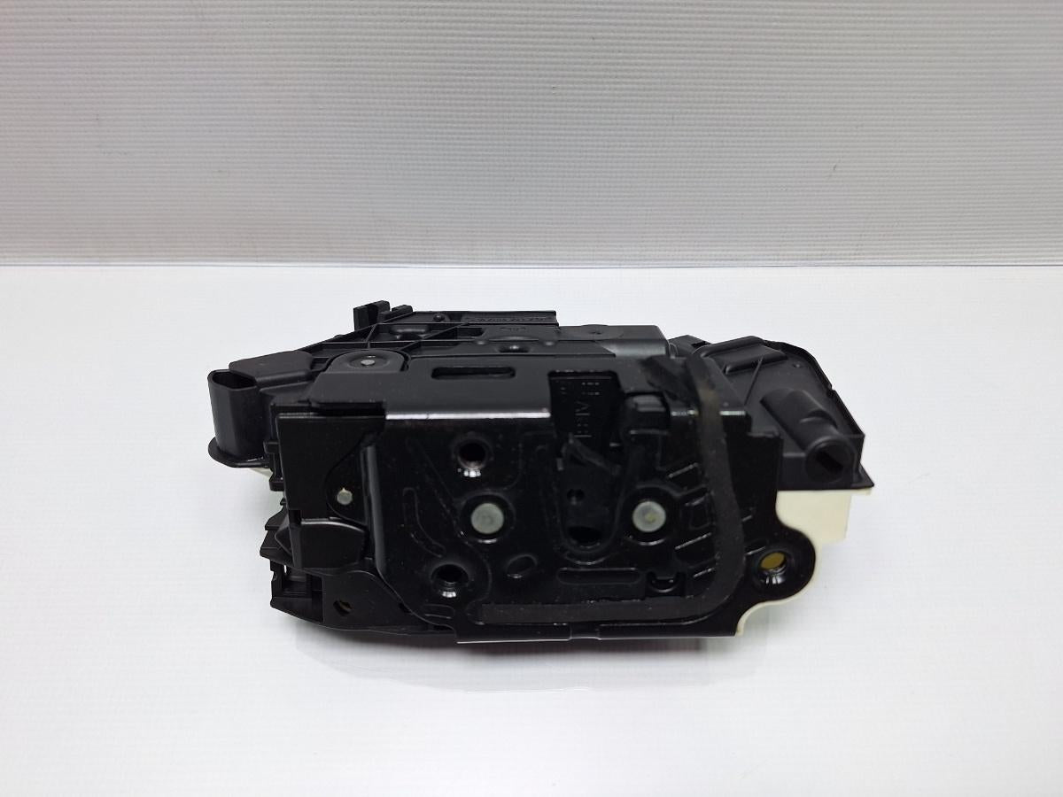 Broasca usa dreapta fata VOLKSWAGEN PASSAT CC 357 2008 - 2012 TSI CCZB 5N1837016C