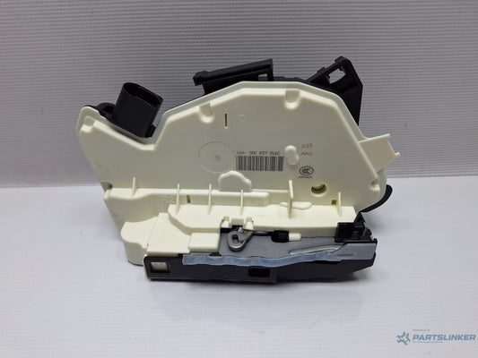 Broasca usa dreapta fata VOLKSWAGEN PASSAT CC 357 2008 - 2012 TSI CCZB 5N1837016C