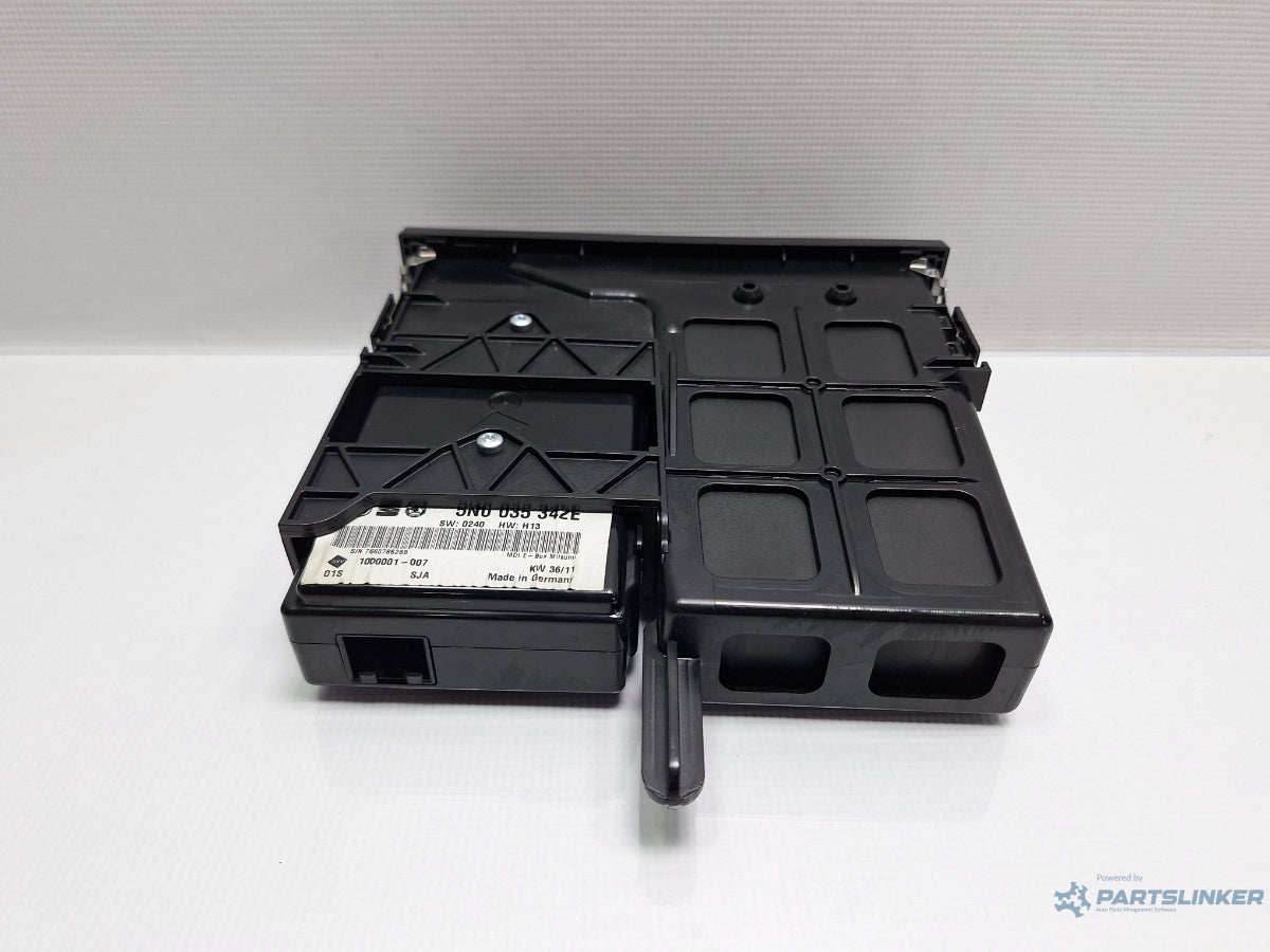 Modul multimedia VOLKSWAGEN PASSAT CC 357 2008 - 2012 TSI CCZB 5N0035342E