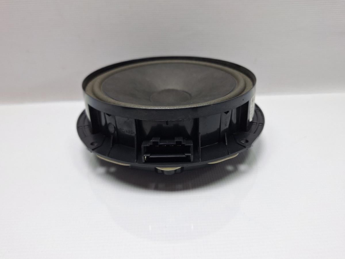 Boxa spate VOLKSWAGEN PASSAT CC 357 2008 - 2012 TSI CCZB 3C8035453