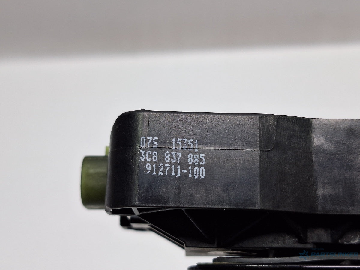 Maner keyless usa stanga fata VOLKSWAGEN PASSAT CC 357 2008 - 2012 TSI CCZB 3C0837885J , 3C8839885