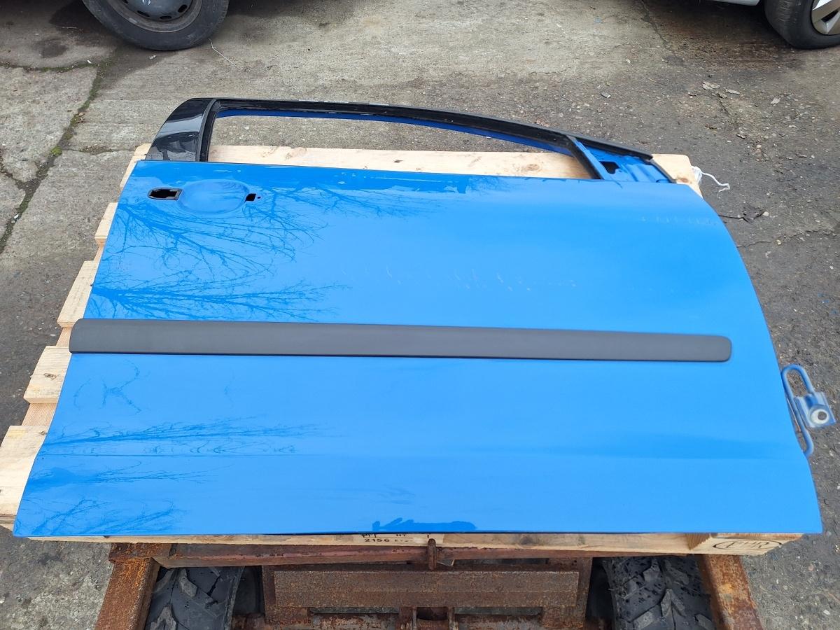 Usa dreapta fata VOLKSWAGEN POLO 9N  2001 - 2009 ALBASTRU LA5F