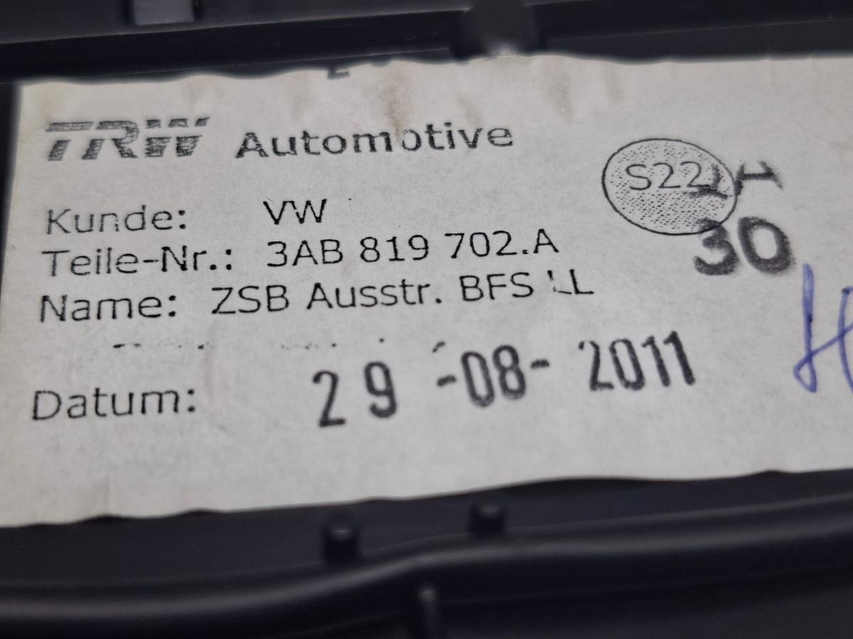 Grila ventilatie dreapta VOLKSWAGEN PASSAT CC 357 2008 - 2012 TSI CCZB 3AB819702A