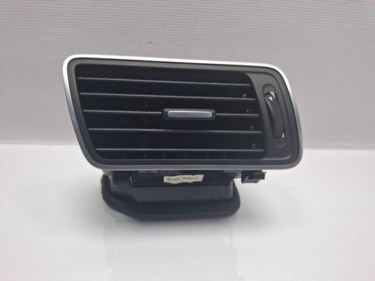 Grila ventilatie dreapta VOLKSWAGEN PASSAT CC 357 2008 - 2012 TSI CCZB 3AB819702A