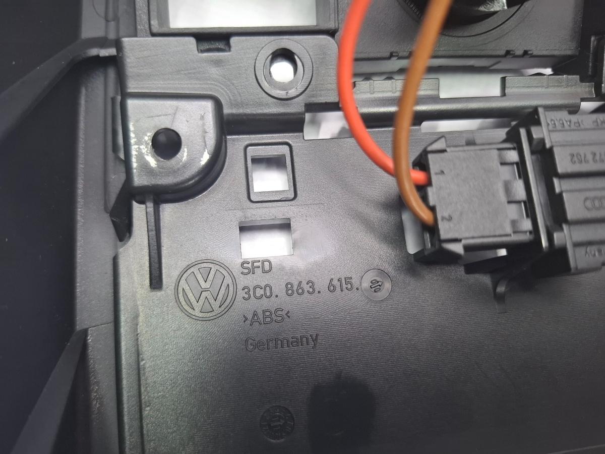 Grila de ventilatie spate VOLKSWAGEN PASSAT CC 357 2008 - 20122.0 TSI CCZB 3C0863615