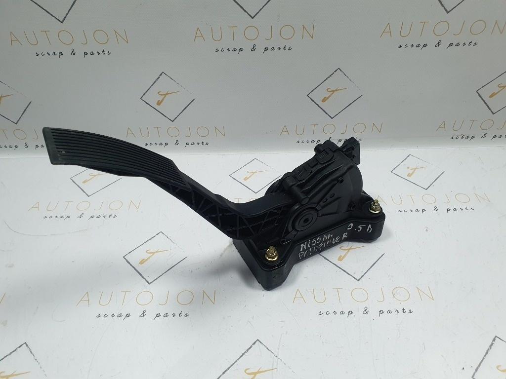 Pedala de acceleratie NISSAN PATHFINDER III R51 2005 - >  933901-01