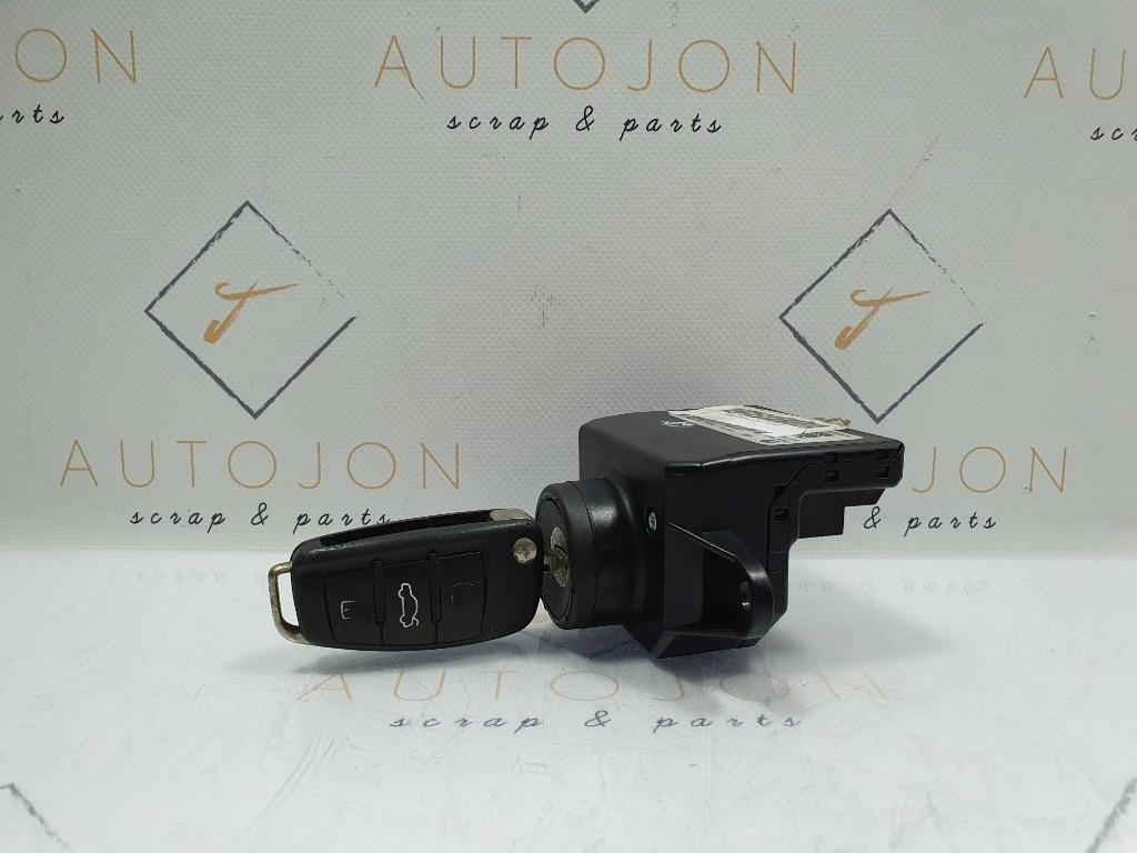 Contact cu cheie AUDI Q7 4LB 2006 - 2016 4F0910131E / 4F0837220R