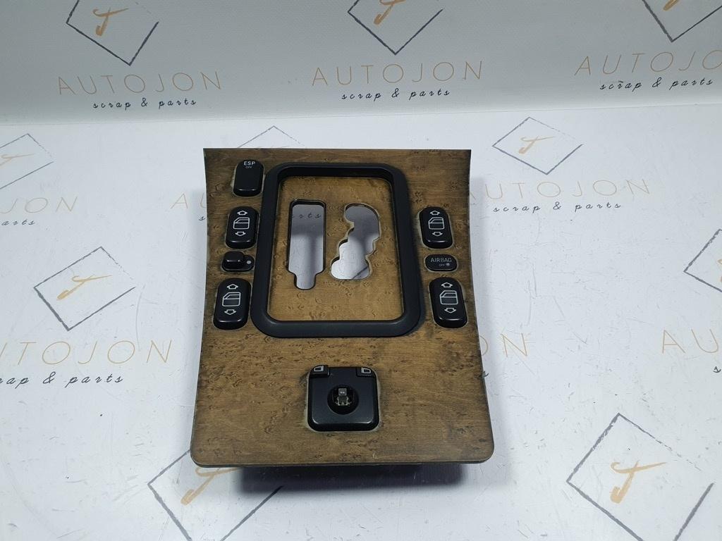 Ornament schimbator viteze nuc MERCEDES-BENZ E-CLASS II W210 1995 - 2003 2108214151 / 2108214151