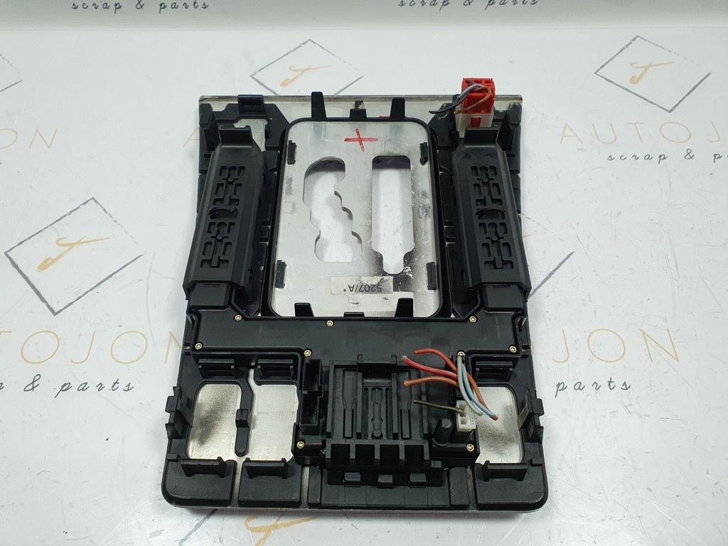 Ornament schimbator viteze nuc MERCEDES-BENZ E-CLASS II W210 1995 - 2003 2108214151 / 2108214151