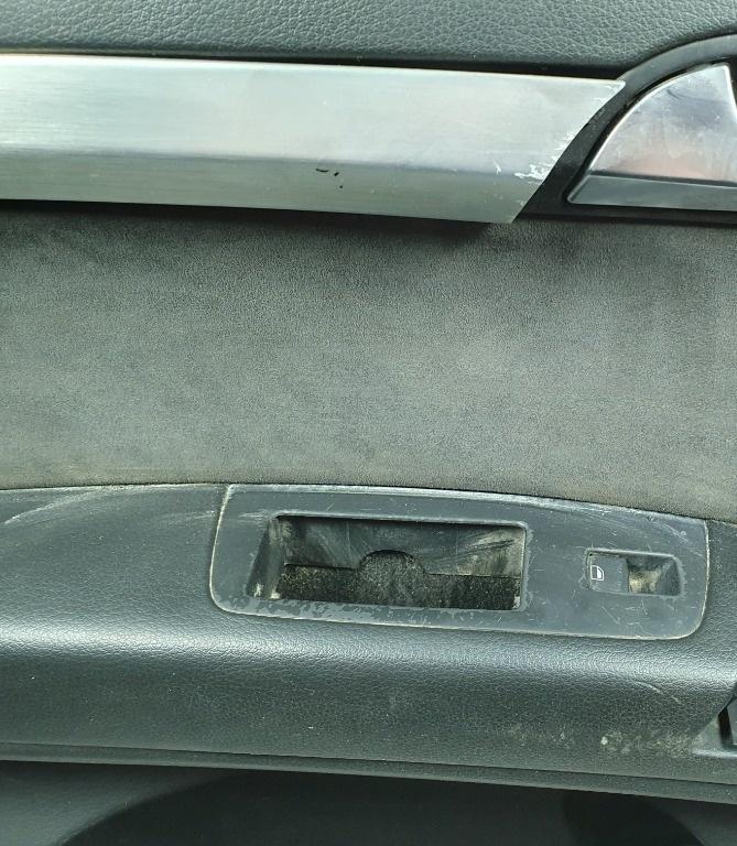 Panou usa dreapta spate AUDI Q7 4LB 2006 - 2016 4L0867306A
