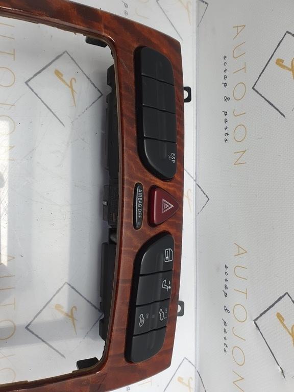 Consola centrala mahon cu butoane MERCEDES-BENZ C-CLASS II W203  2000 - 2007 A2036802539