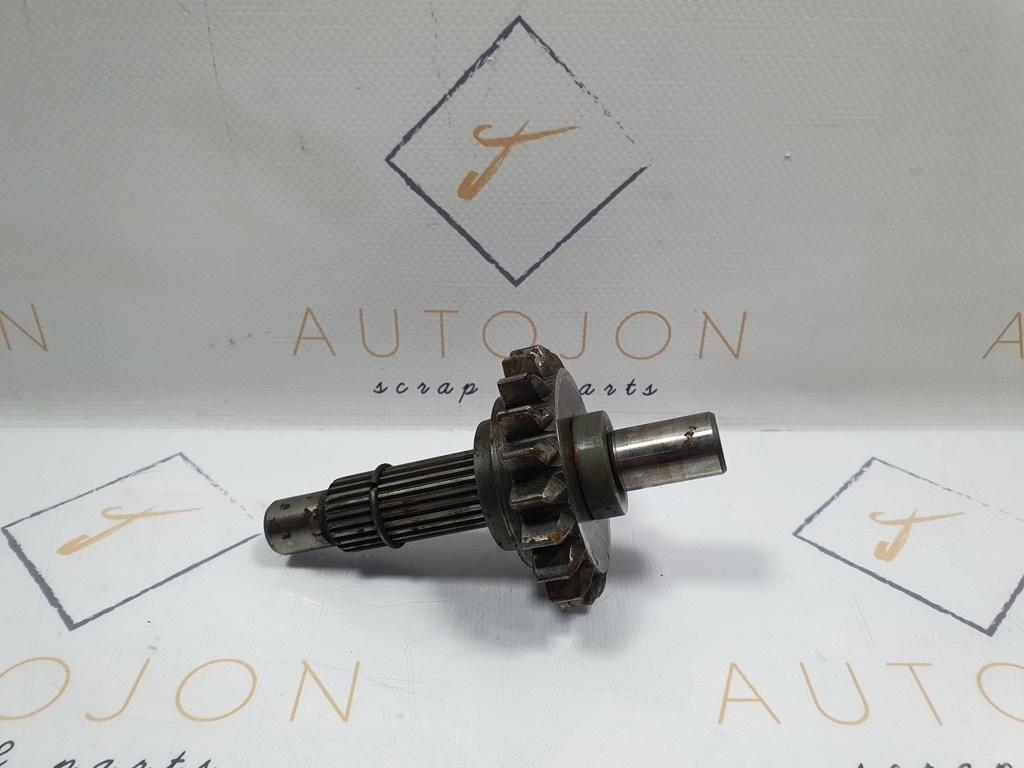 Arbore cu pinion de marsarier VOLKSWAGEN TOURAN 1T1, 1T2 2003 - 2010 0A4311515  02A311531K
