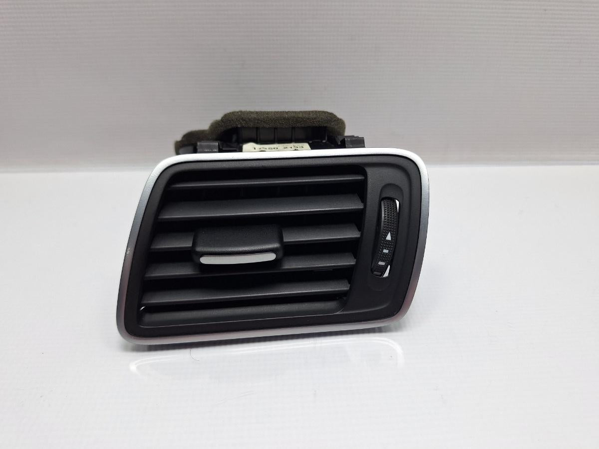 Grila ventilatie stanga VOLKSWAGEN PASSAT CC 357 2008 - 2012 TSI CCZB 3AB819701A
