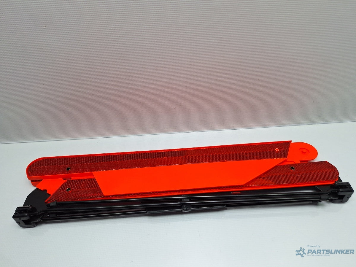 Triunghi de semnalizare VOLKSWAGEN PASSAT CC 357 2008 - 2012 TSI CCZB 3C5860251