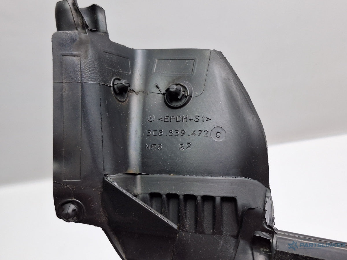 Perie geam usa dreapta spate VOLKSWAGEN PASSAT CC 357 2008 - 2012 TSI CCZB 3C8839472C