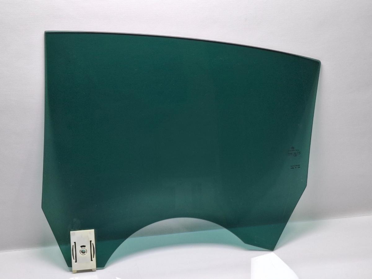Geam dreapta spate VOLKSWAGEN PASSAT CC 357 2008 - 2012 TSI CCZB SAINT-GOBAIN 43R - 005274 3C8845206A