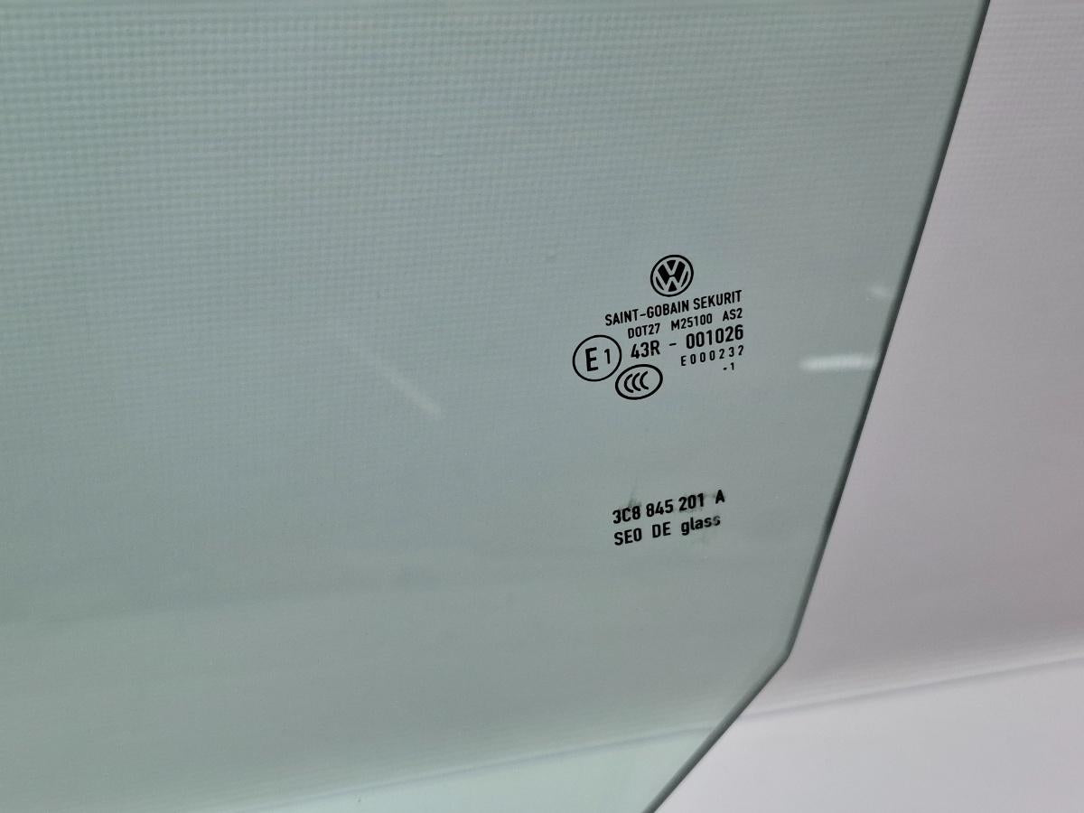 Geam stanga fata VOLKSWAGEN PASSAT CC 357 2008 - 2012 TSI CCZB SAINT-GOBAIN 43R - 001026 3C8845201A