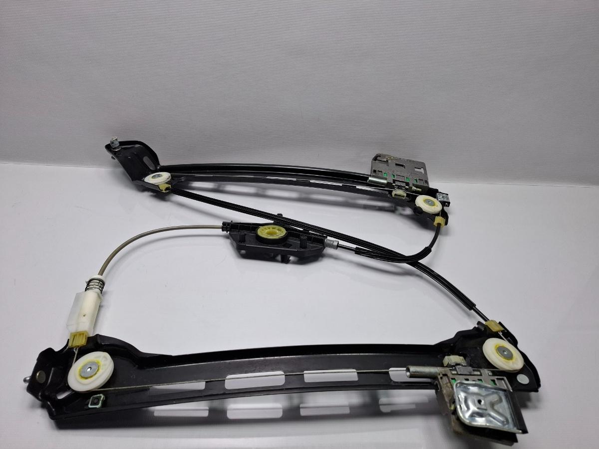 Macara Geam stanga spate VOLKSWAGEN PASSAT CC 357 2008 - 20122.0 TSI CCZB 3C8839461K