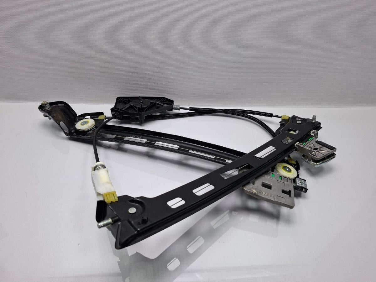 Macara Geam stanga fata VOLKSWAGEN PASSAT CC 357 2008 - 20122.0 TSI CCZB 3C8837461J