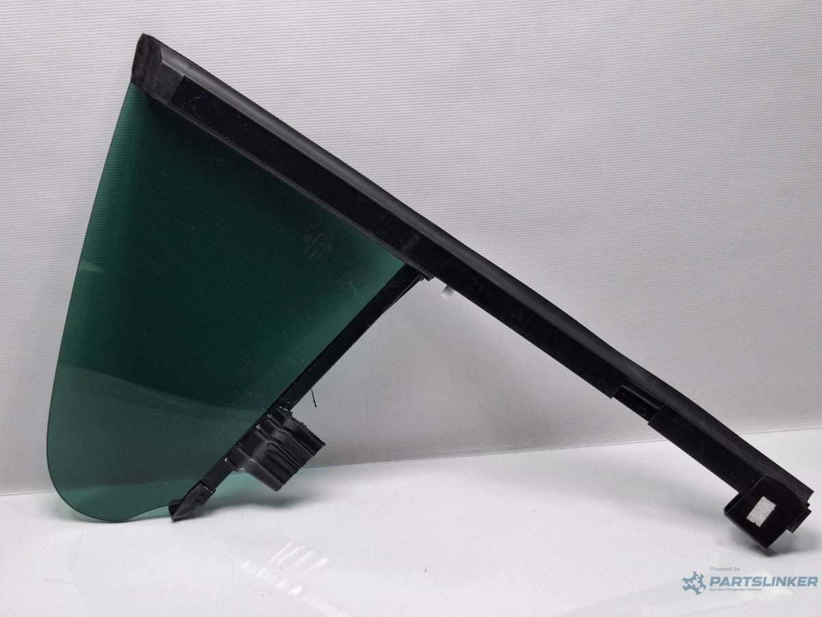 Geam fix stanga spate VOLKSWAGEN PASSAT CC 357 2008 - 2012 TSI CCZB SAINT-GOBAIN 43R - 005274 3C8845215A