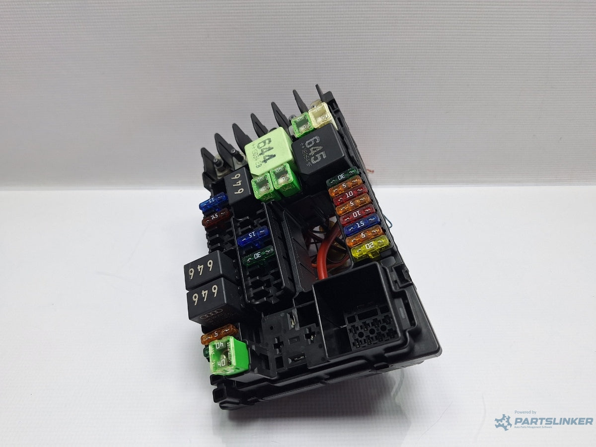 Panou sigurante motor VOLKSWAGEN PASSAT Variant 3G5 2014 - > TDI CRLB, DBGA, DFGA 3Q0937125