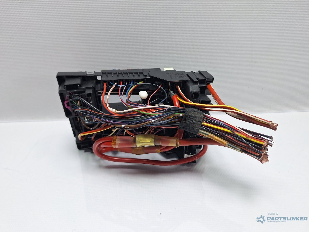 Panou sigurante motor VOLKSWAGEN PASSAT Variant 3G5 2014 - > TDI CRLB, DBGA, DFGA 3Q0937125