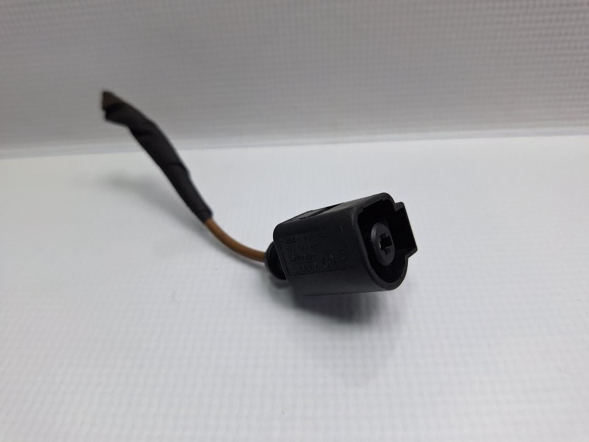 Mufa conector 1 pin VOLKSWAGEN PASSAT Variant 3G5 2014 - > TDI CRLB, DBGA, DFGA 1J0973721