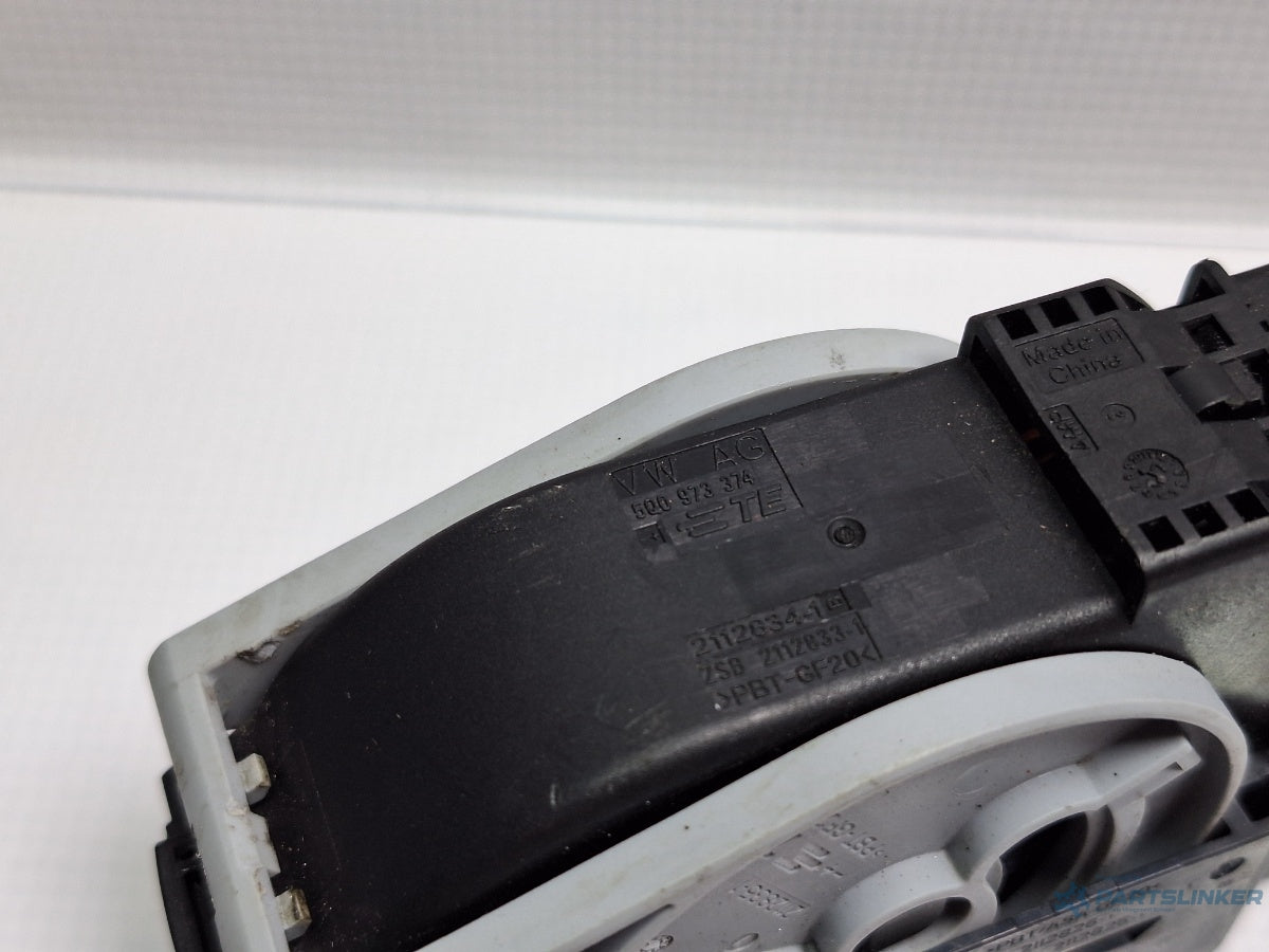 Mufa conector VOLKSWAGEN PASSAT Variant 3G5 2014 - > TDI CRLB, DBGA, DFGA 5Q0973374