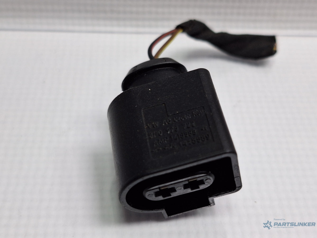 Mufa conector 2 pini VOLKSWAGEN PASSAT Variant 3G5 2014 - > TDI CRLB, DBGA, DFGA 8P0973722