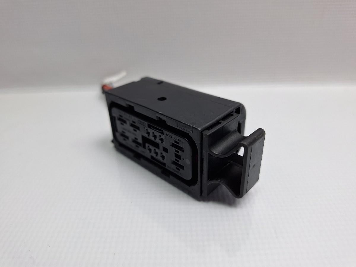 Mufa Conector VOLKSWAGEN PASSAT Variant 3G5 2014 - >2.0 TDI CRLB, DBGA, DFGA 8K0973812A