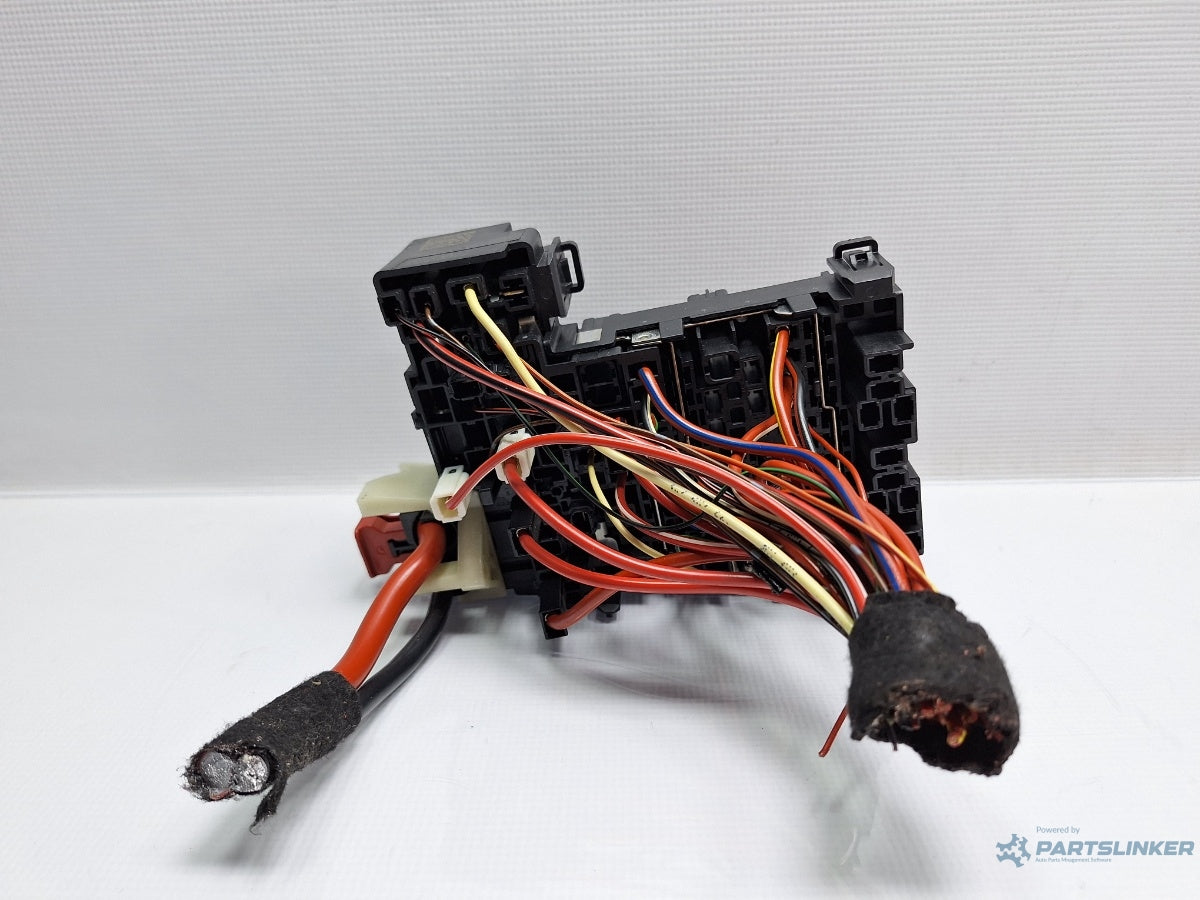 Panou sigurante interior VOLKSWAGEN PASSAT Variant 3G5 2014 - > TDI CRLB, DBGA, DFGA 5Q0937615C