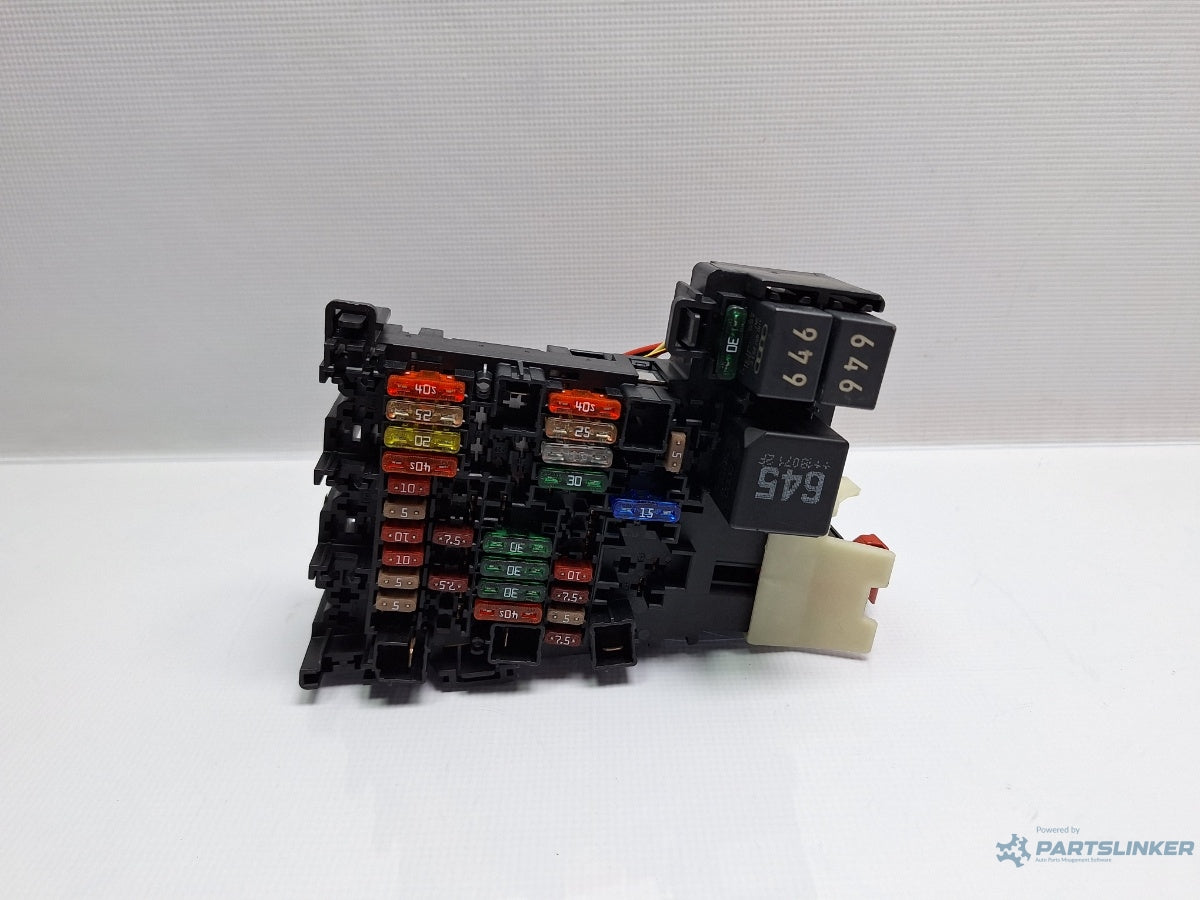 Panou sigurante interior VOLKSWAGEN PASSAT Variant 3G5 2014 - > TDI CRLB, DBGA, DFGA 5Q0937615C